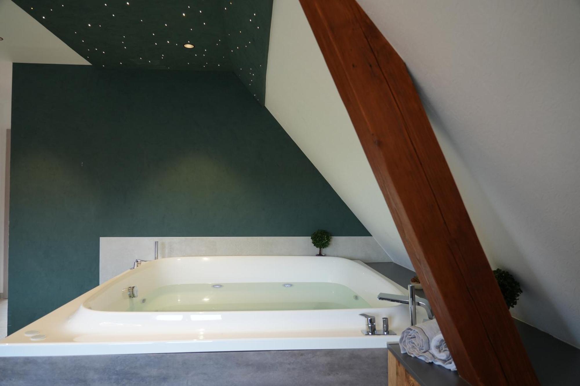 Gite Spa L'Atelier Emile - Spa Privatif - 5 Min Colmar Sainte-Croix-en-Plaine Exterior foto